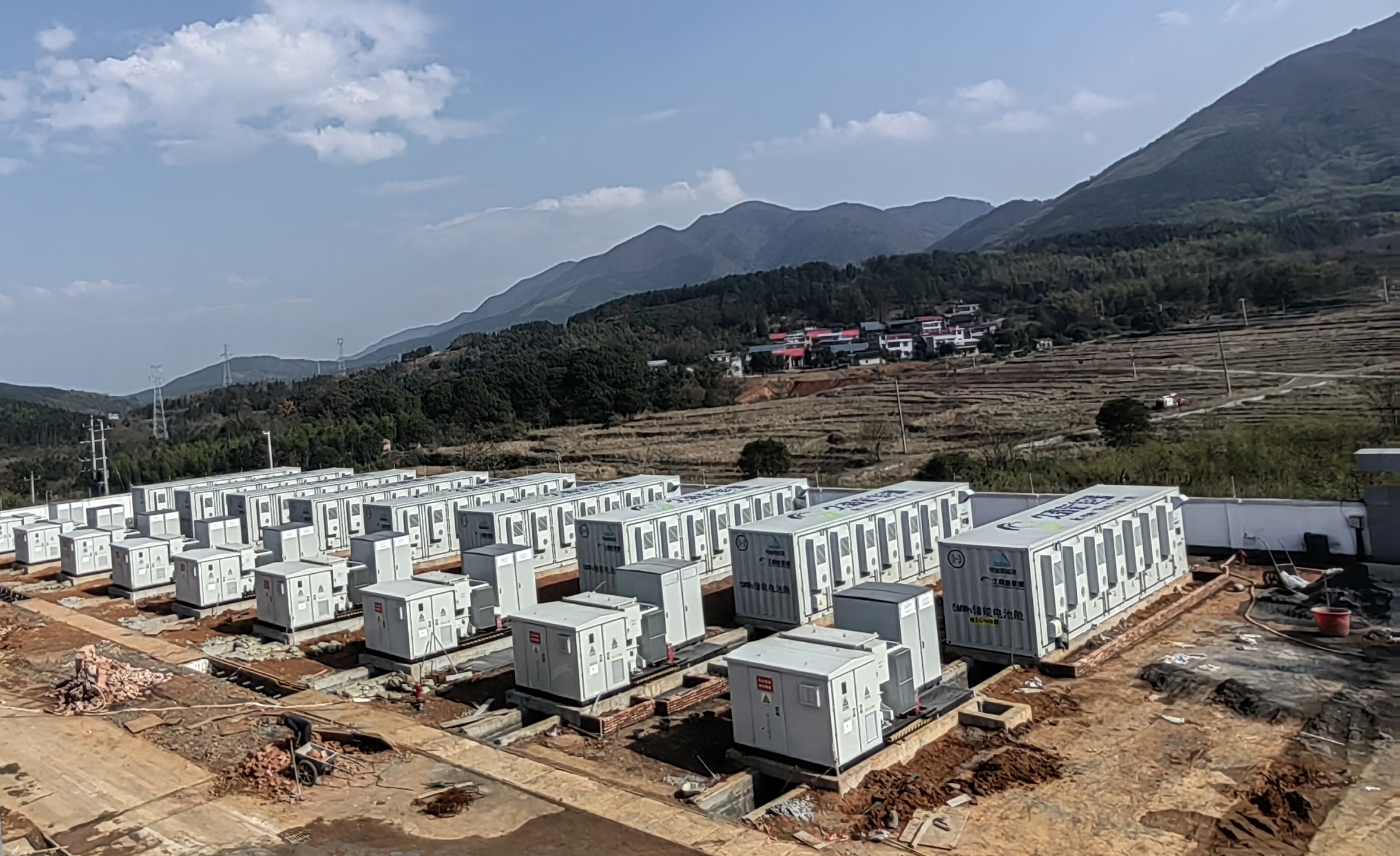 Tenaga angin + Penyimpanan energi! Pembangkit listrik penyimpanan energi berpendingin udara Joysun 22,5MW/45MWh sedang dibangun